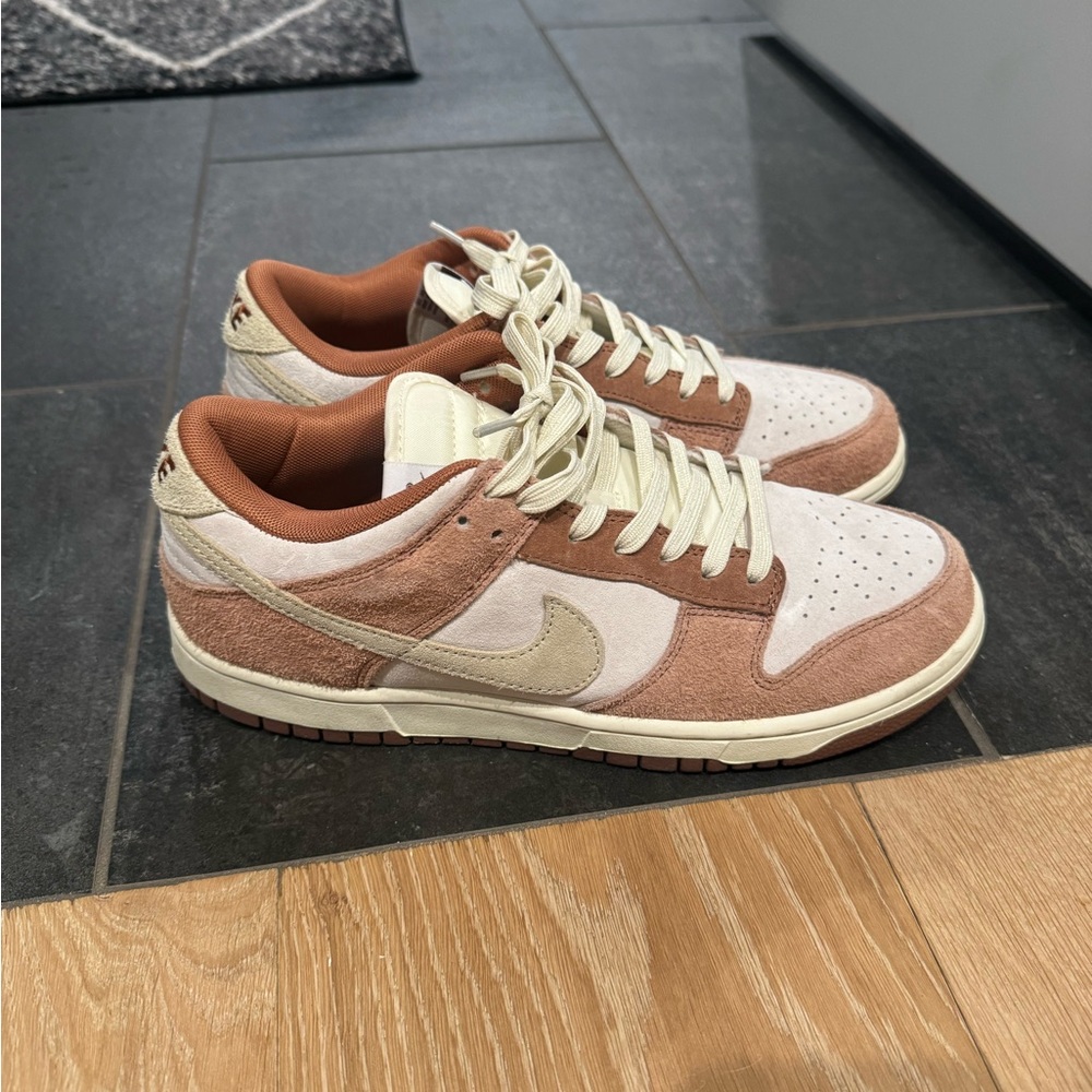 Nike Men's Brown and Cream Sneakers